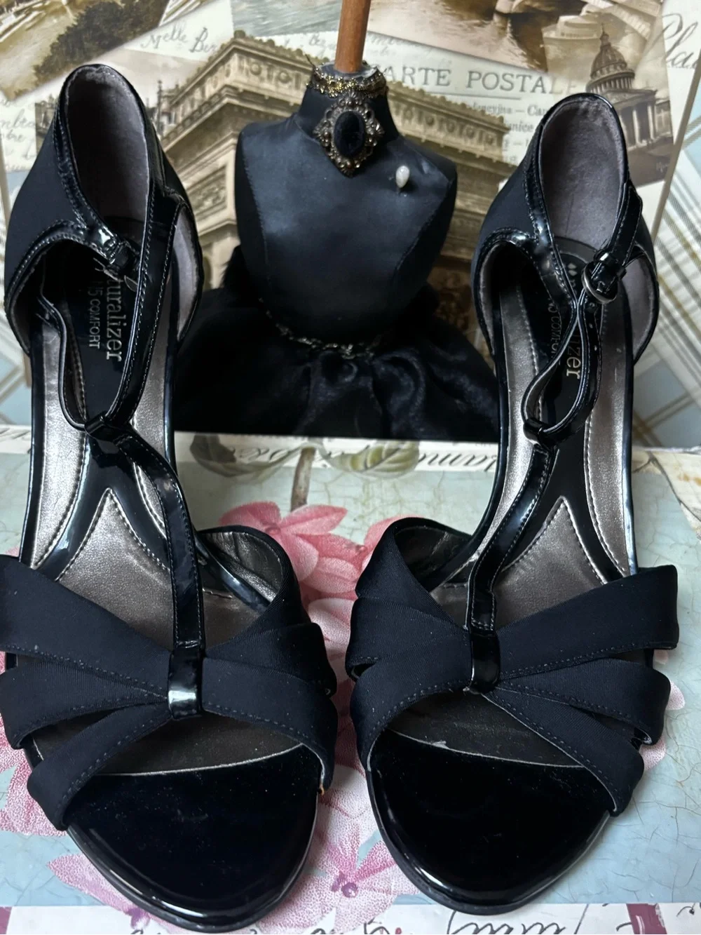 Naturalizer Princeton T-Strap Sandal, size 8.5